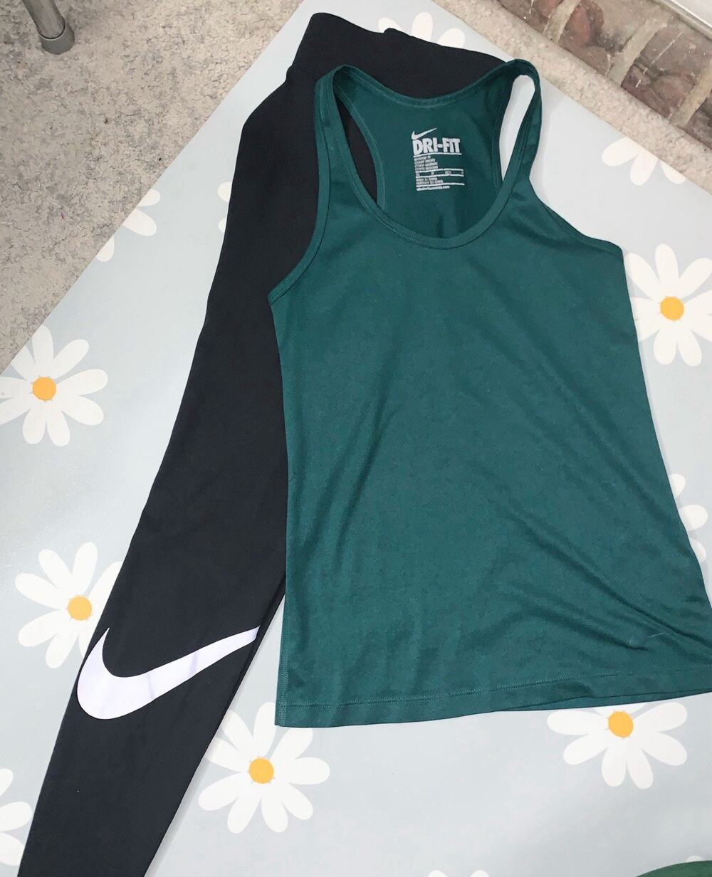 Nike Dri-FIT Women’s 2 Piece Athletic Set Black green Leggings & Tank